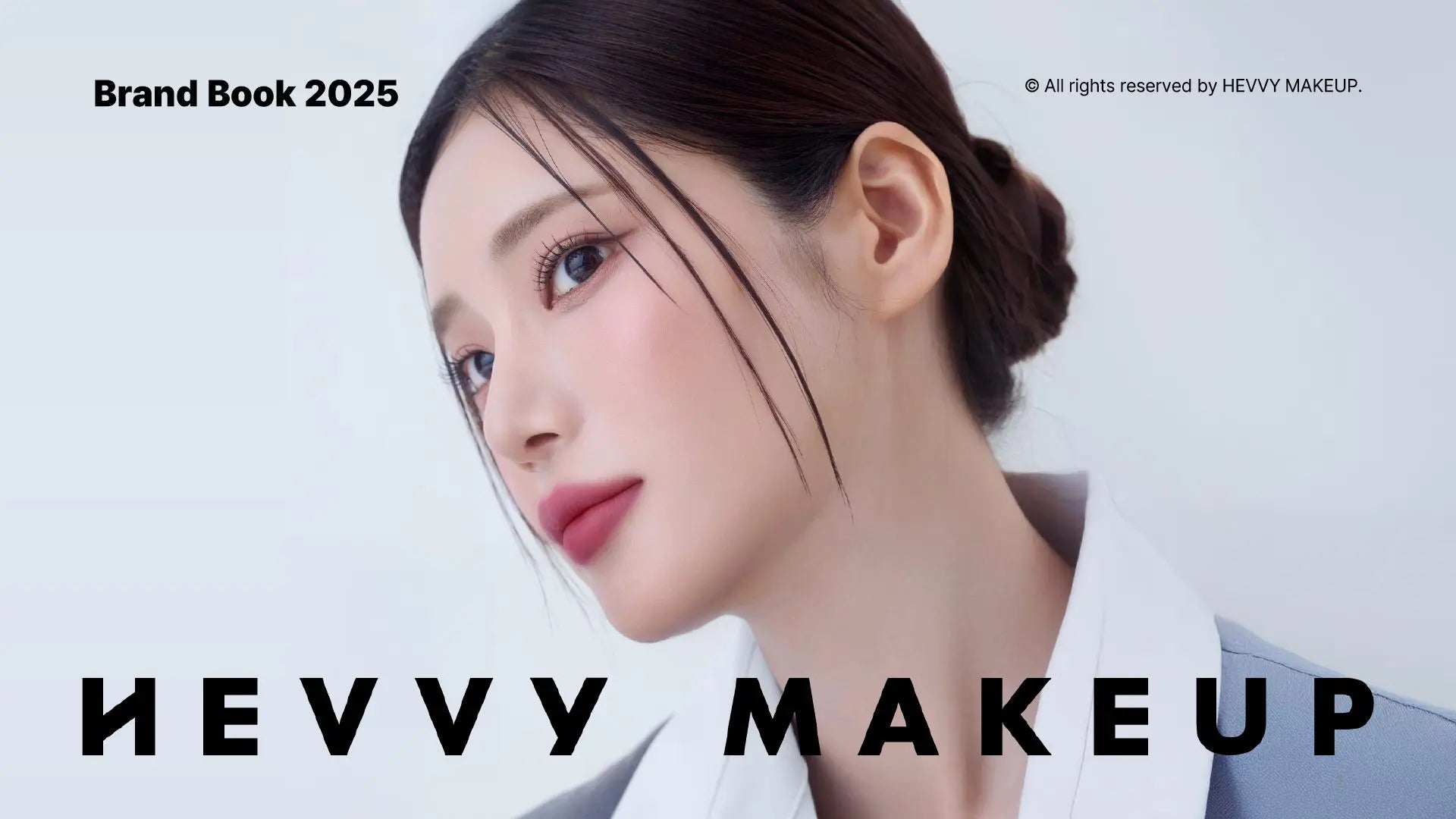 Hevvy Makeup Brand Introduction · página 1