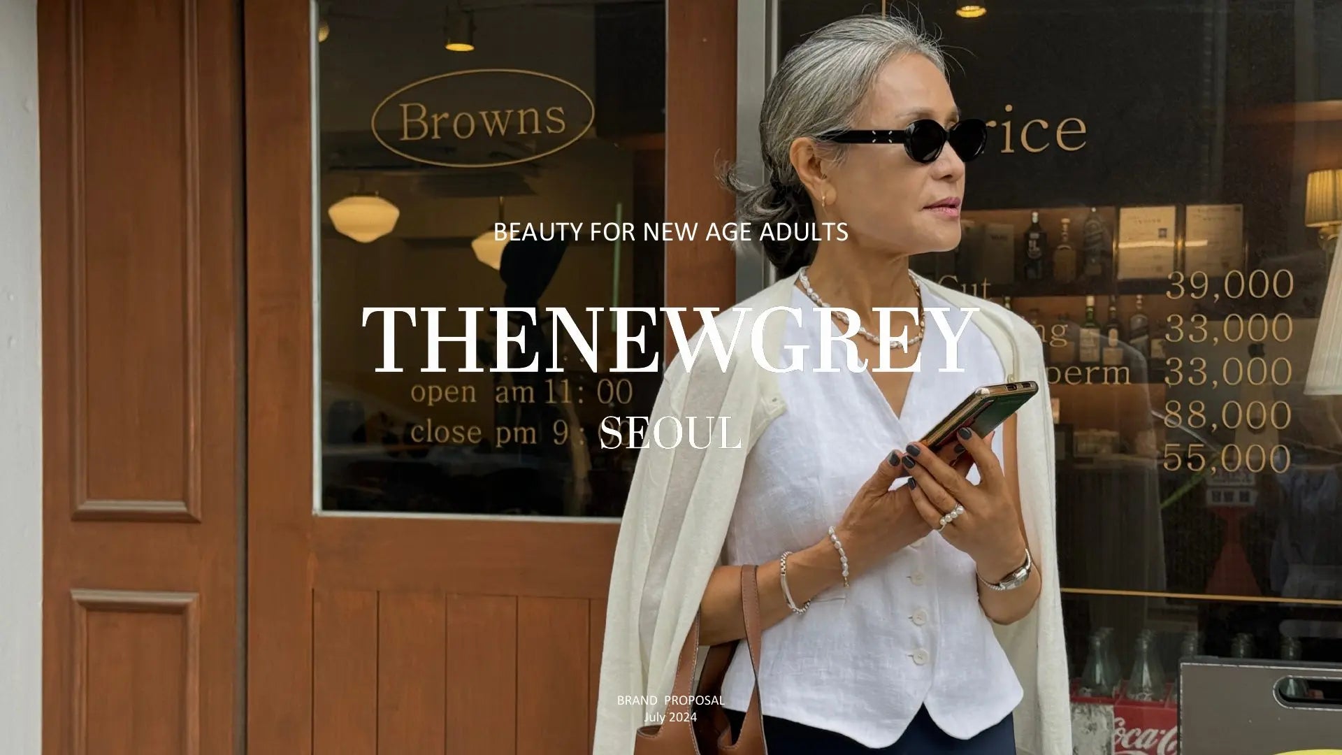 THENEWGREY Brand Introduction · página 1